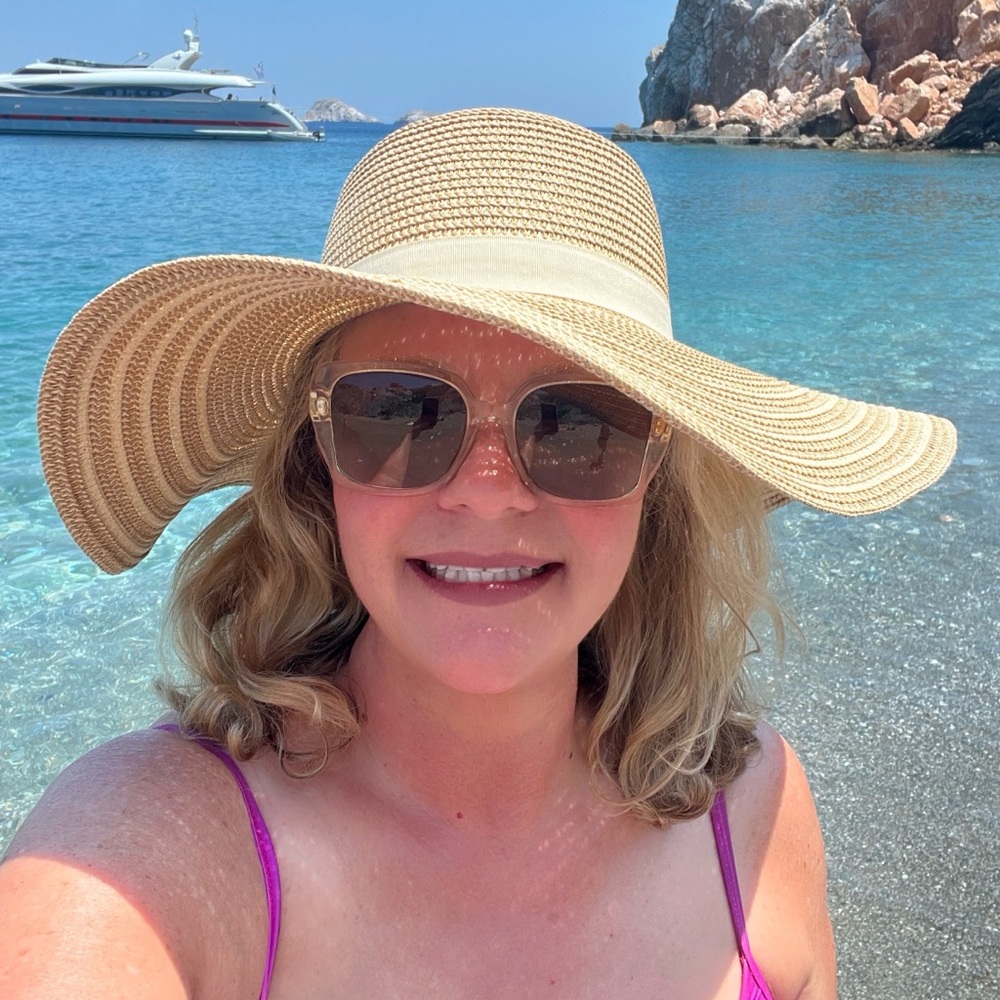 Meet your Posher, Tina
